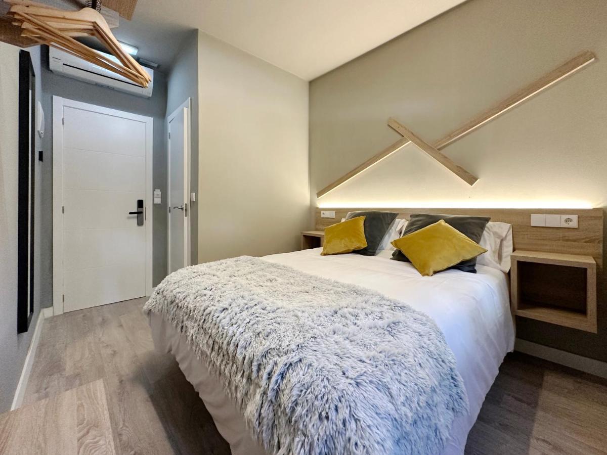 Hostal Maria Felisa กันดาส ภายนอก รูปภาพ